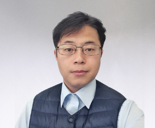 Kyle Back Country Manager of SurplusGLOBAL Hsinchu Office